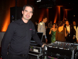 DJ Hendrik